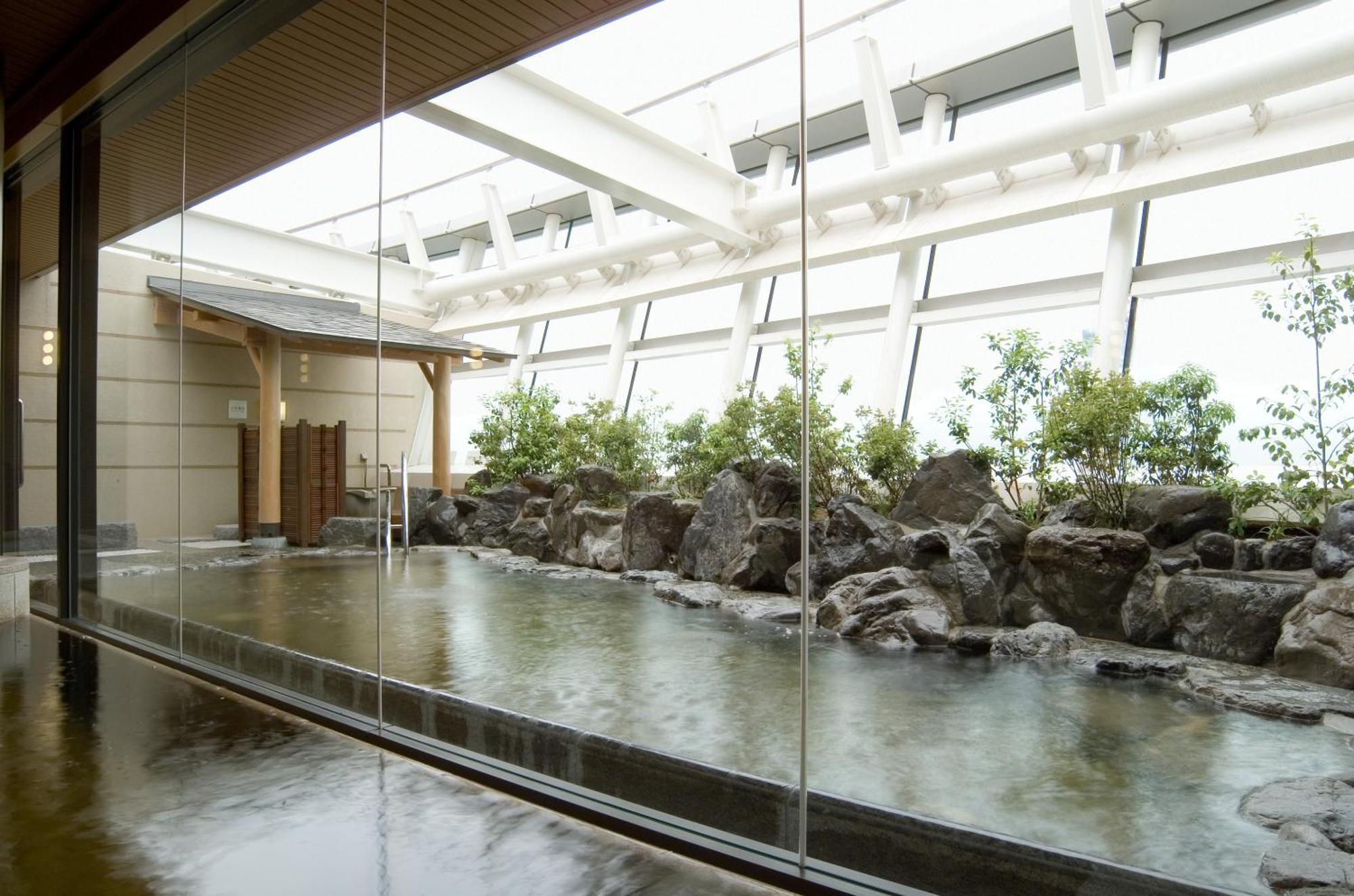 City Plaza Osaka Exterior photo