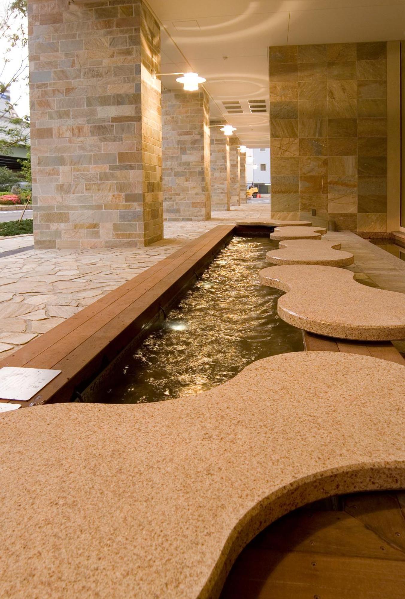 City Plaza Osaka Exterior photo